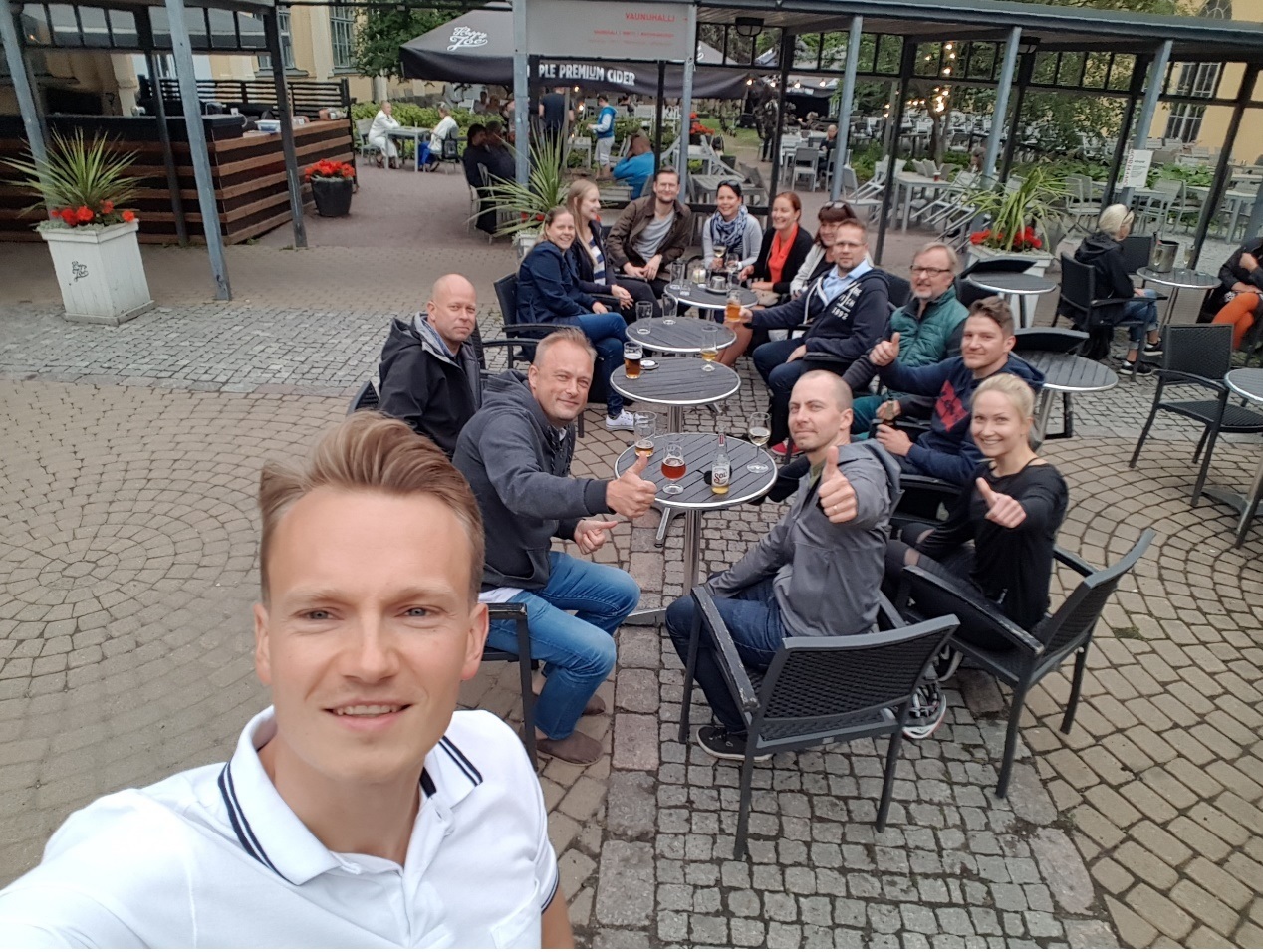 Atvadas pirms došanās mājās. Helsinku rekonstruktīvās ķirurģijas komanda. 